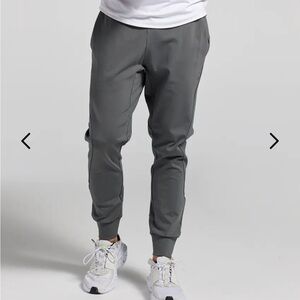 Men's BYLT Dark Grey Active Jogger Pants XL Never Worn